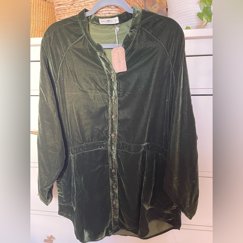 Women's Natural Life Green Velvet Tunic Top Shacket Pockets Size S Boho Chic - Picture 9 of 11
